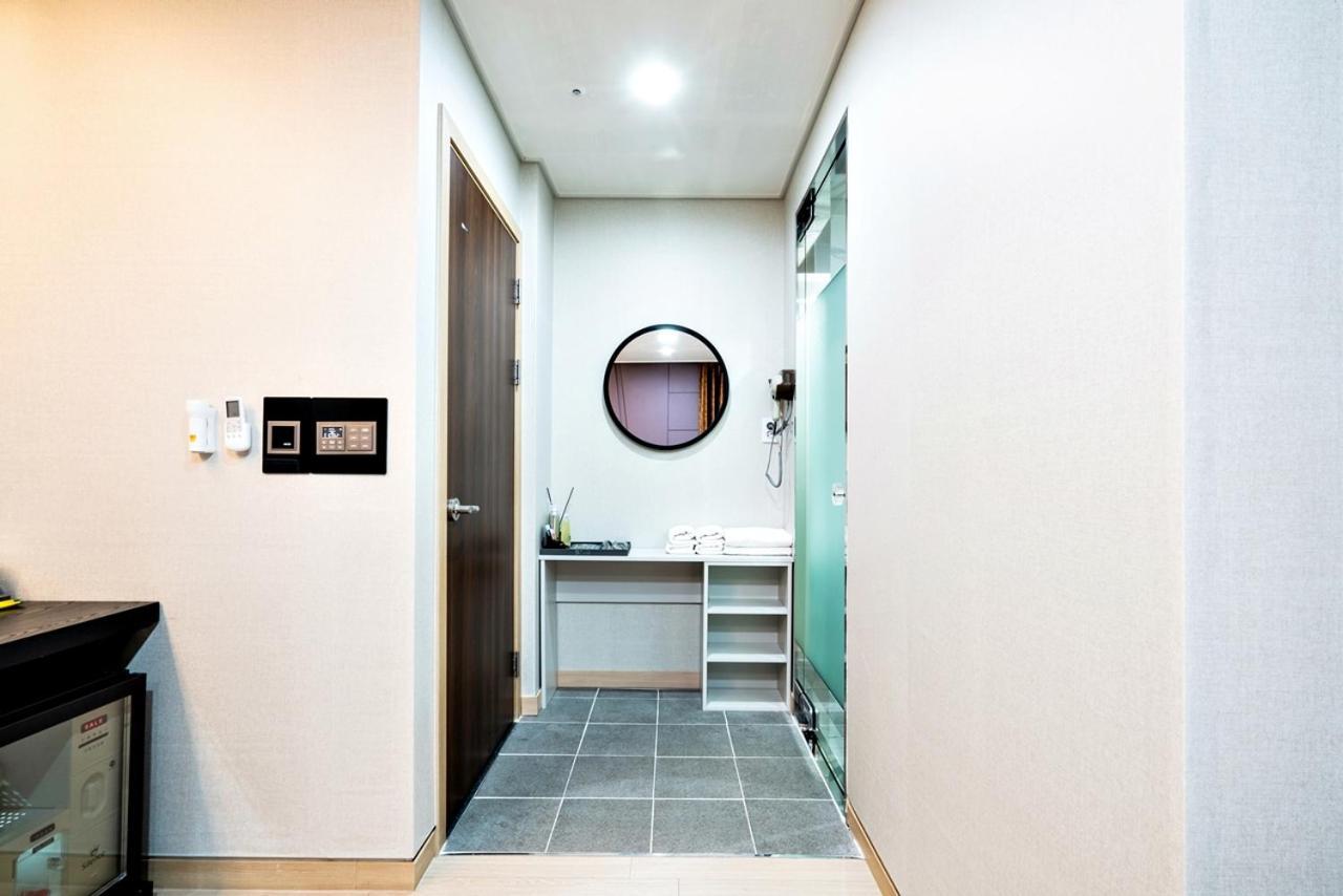 Siheung Seoul Tourist Hotel Eksteriør billede
